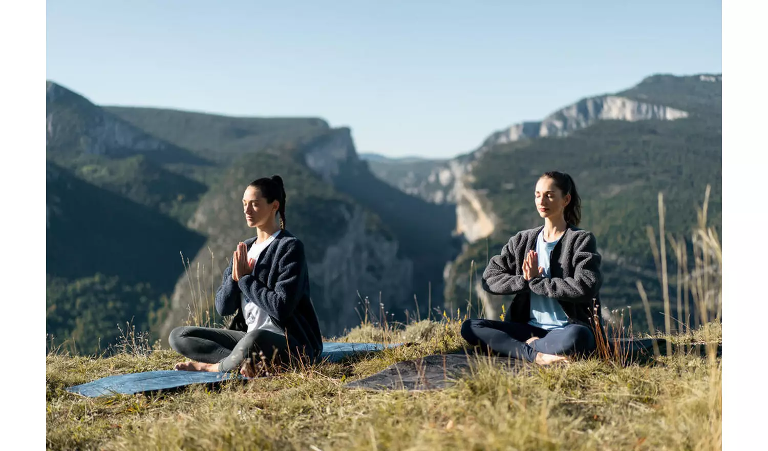 Decathlon 8mm Yoga Exercise Mat - Blue