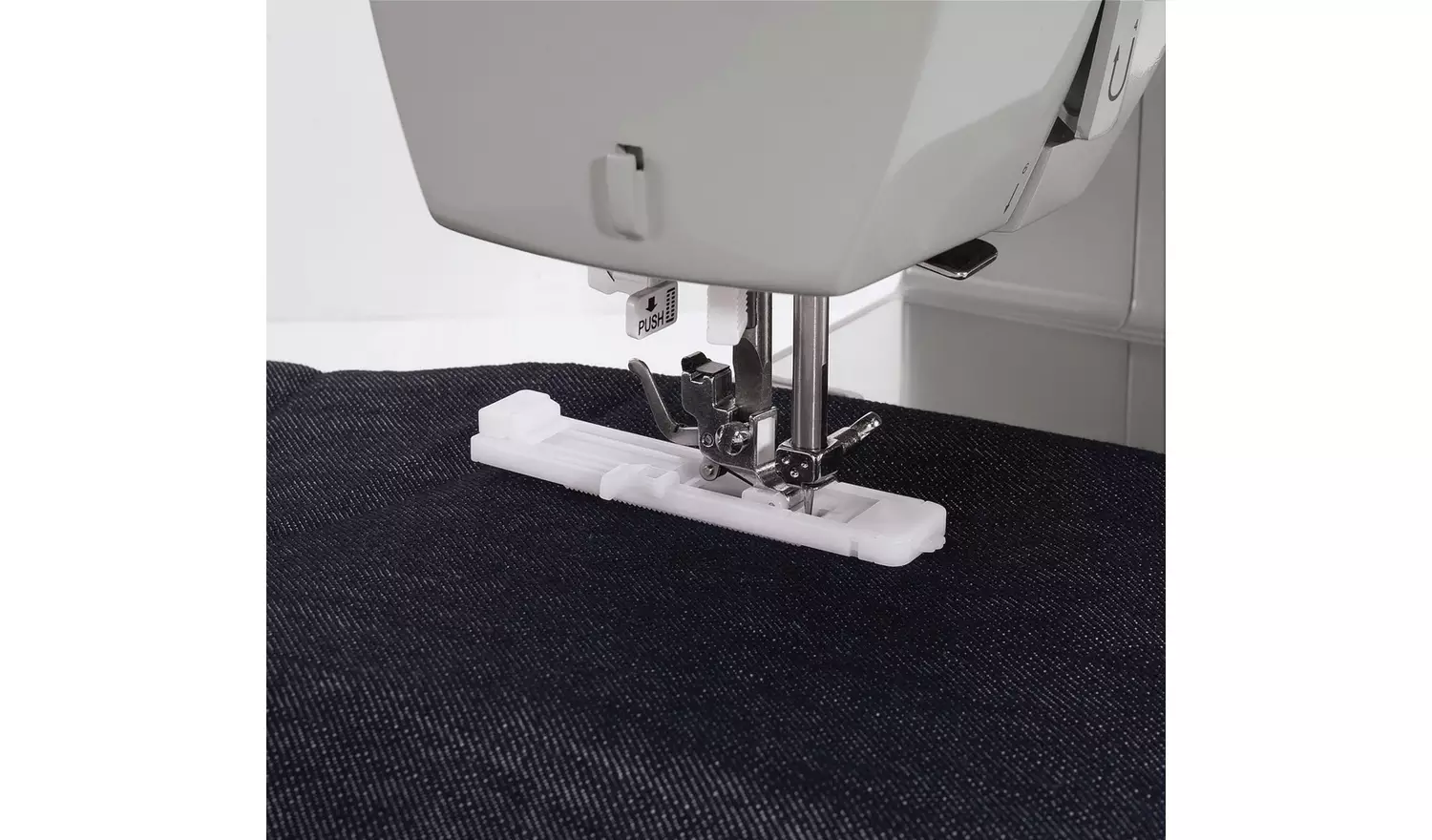 Singer Heavy Duty 4423 Sewing Machine