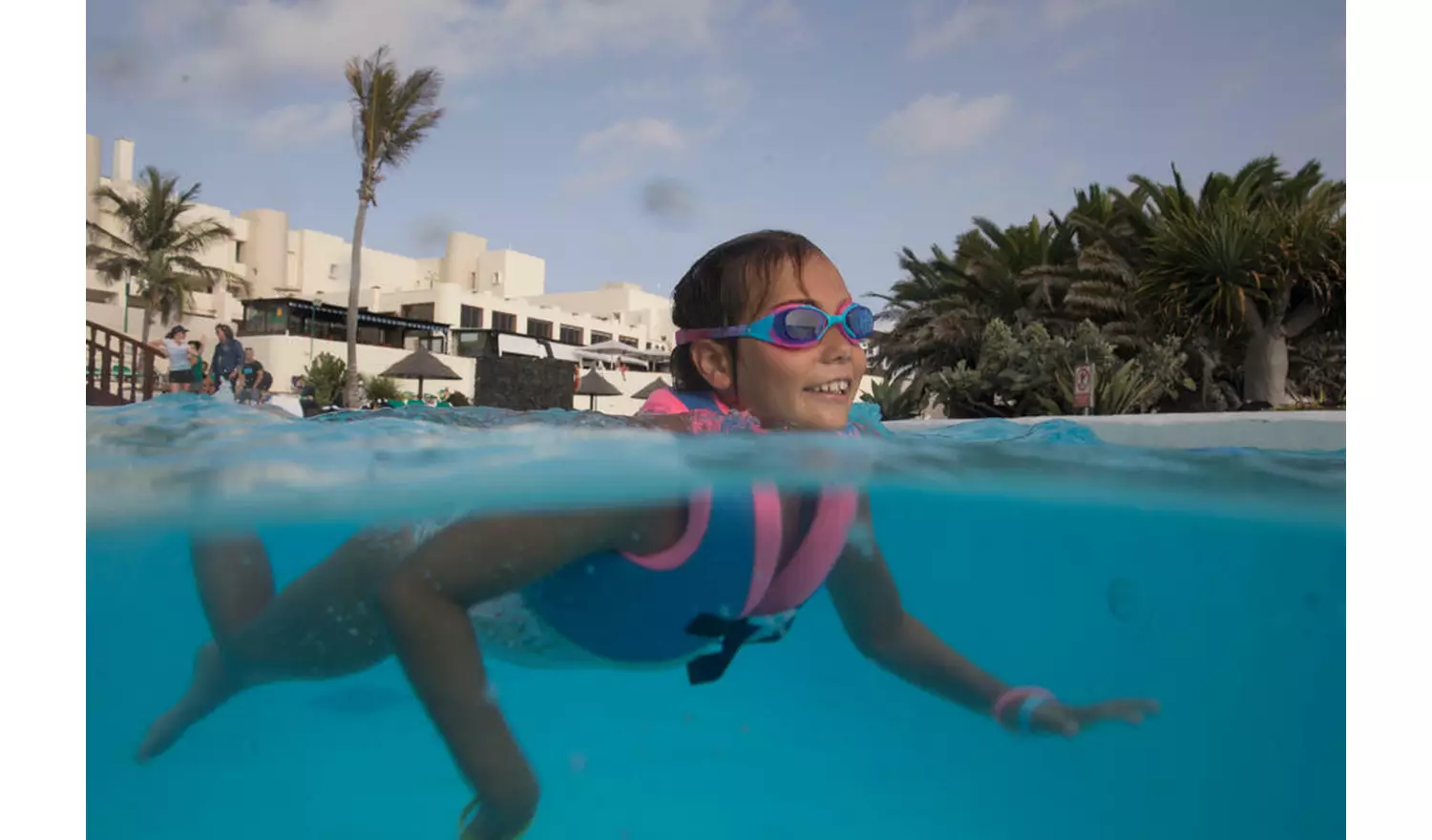 Decathlon Swim Vest Pink Blue 15-25 kg