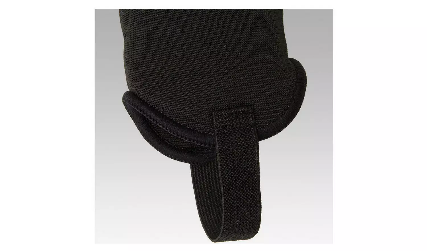 Decathlon Adult Football Shin Pads Essential 140 Black - XL