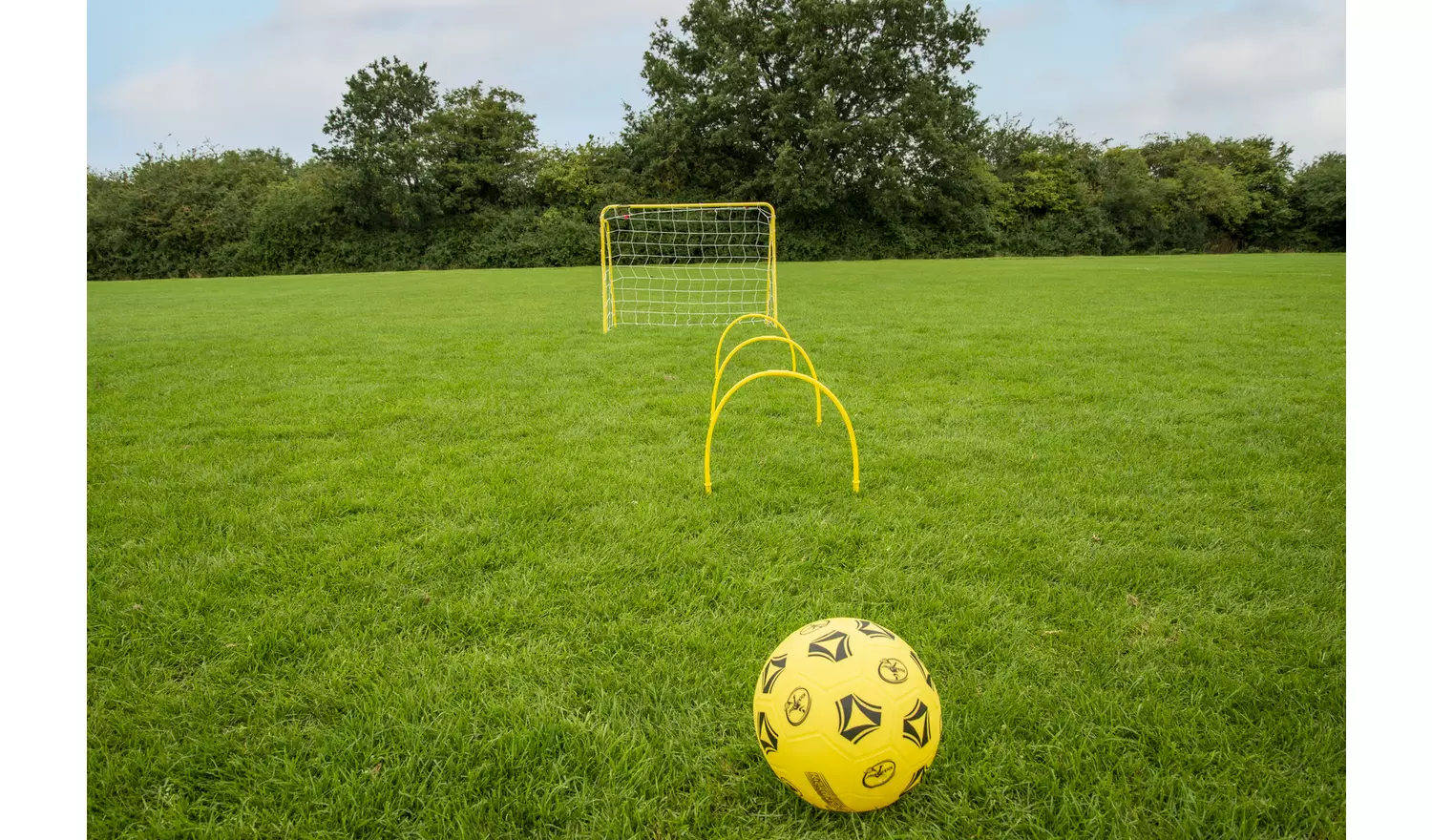 Kickmaster Ultimate Football Challenge Set