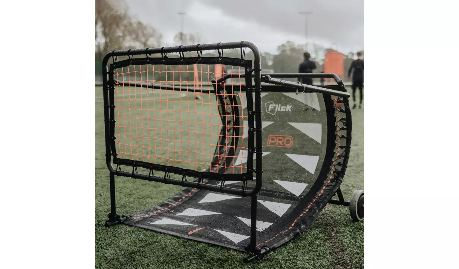 Flick Pro Skills Football Trainer