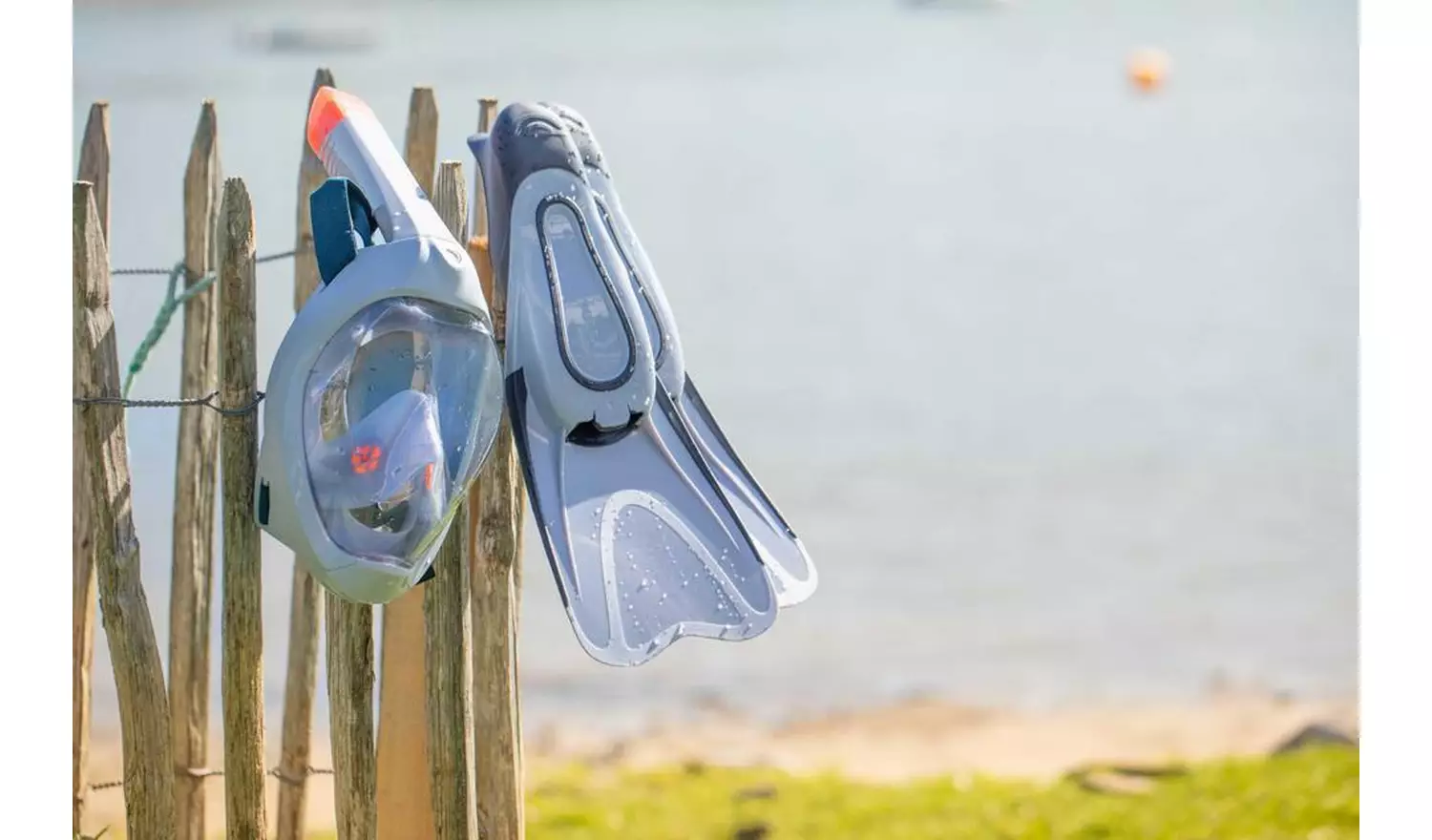 Decathlon Easybreath Mask and Fins Snorkelling Set UK 3-4