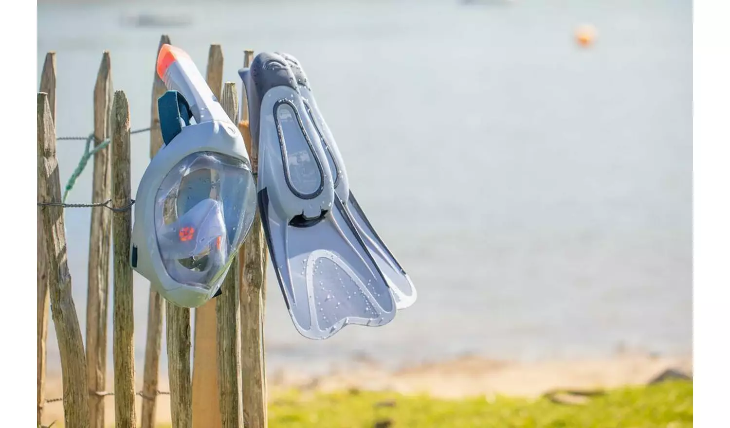 Decathlon Easybreath Mask and Fins Snorkelling Set UK 11-12