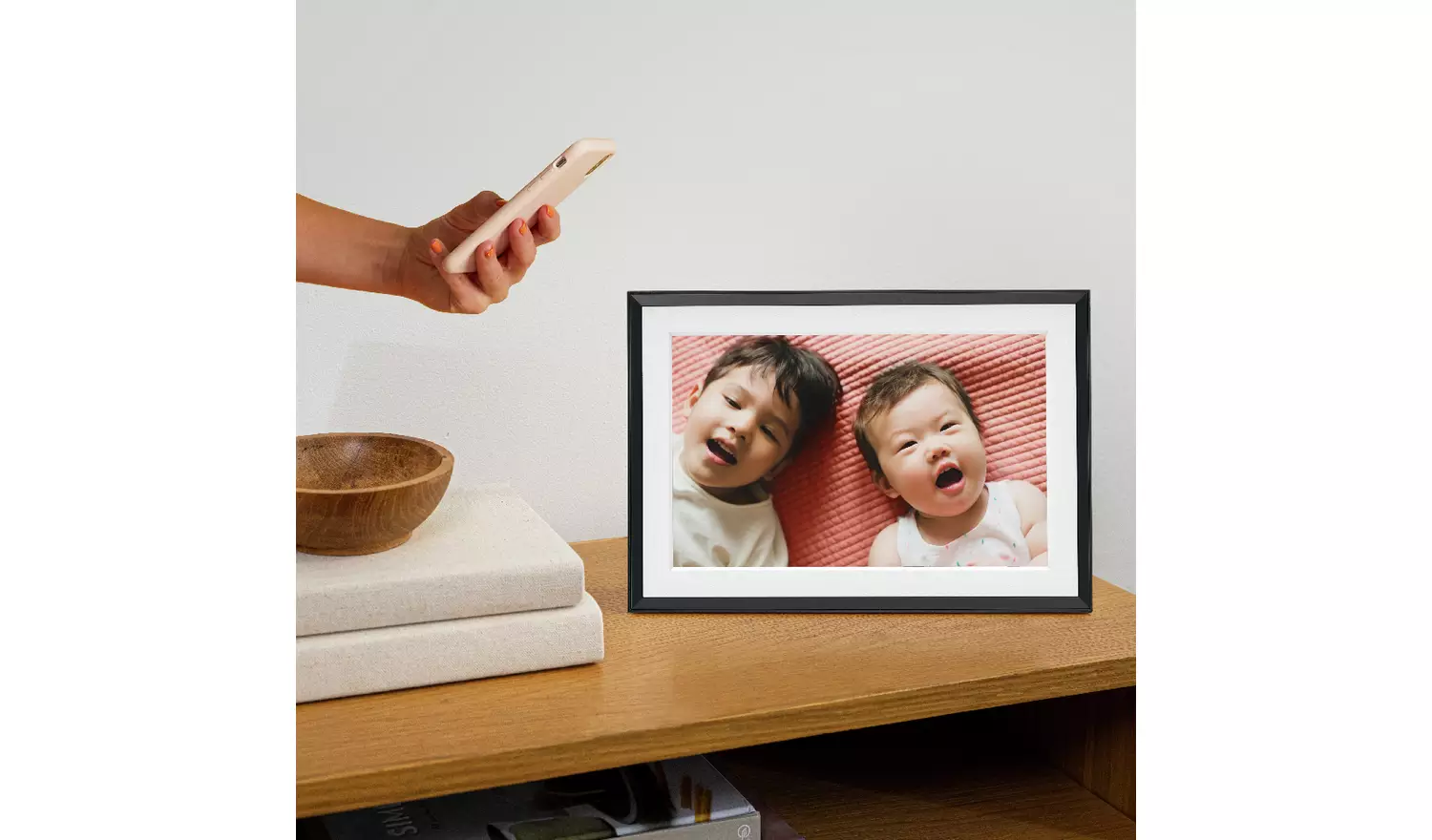 AURA Carver Mat 10.1 Inch Digital Photo Frame - Black