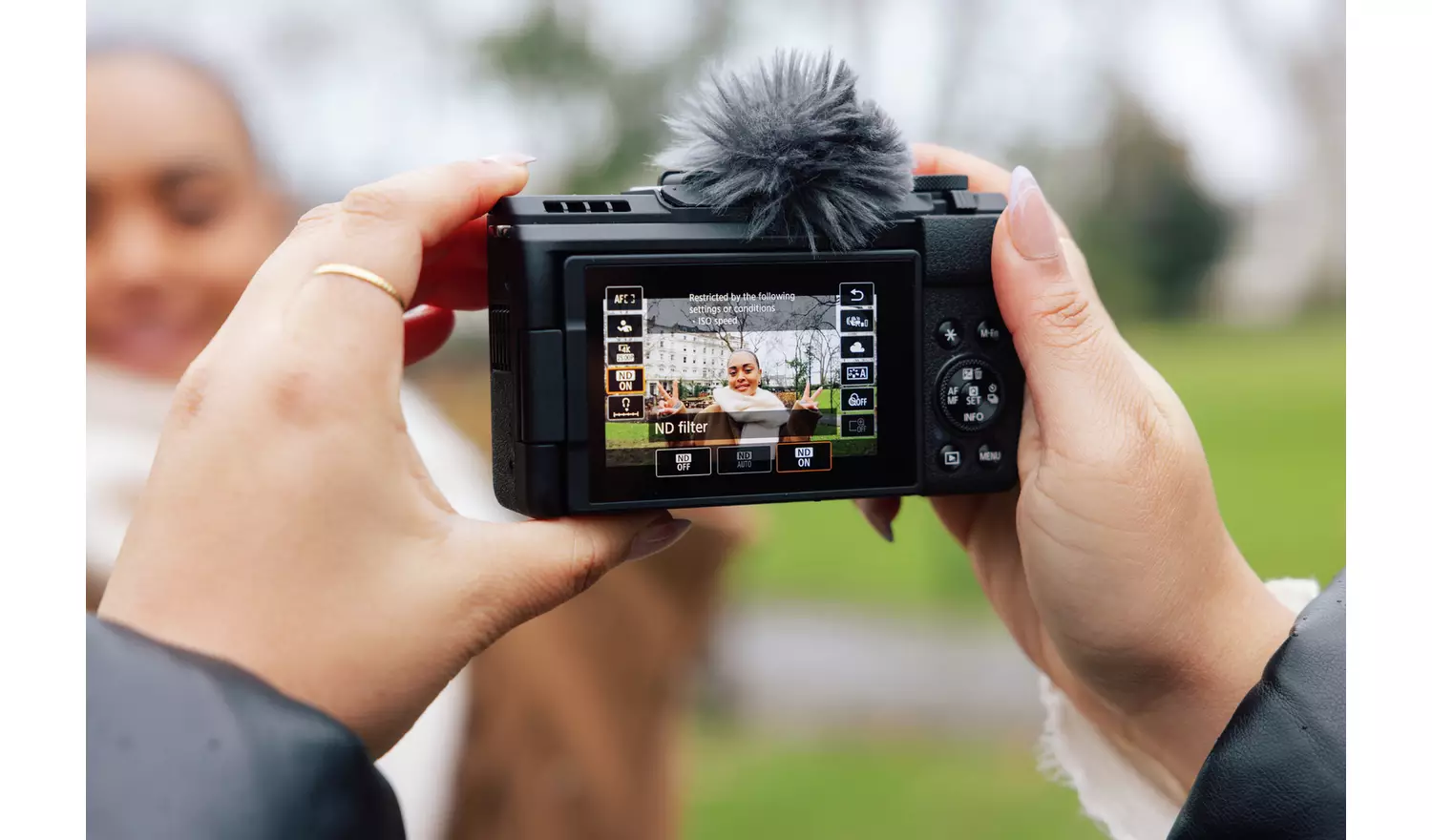 Canon PowerShot V1 22.30MP 3.10x Zoom Compact Digital Camera