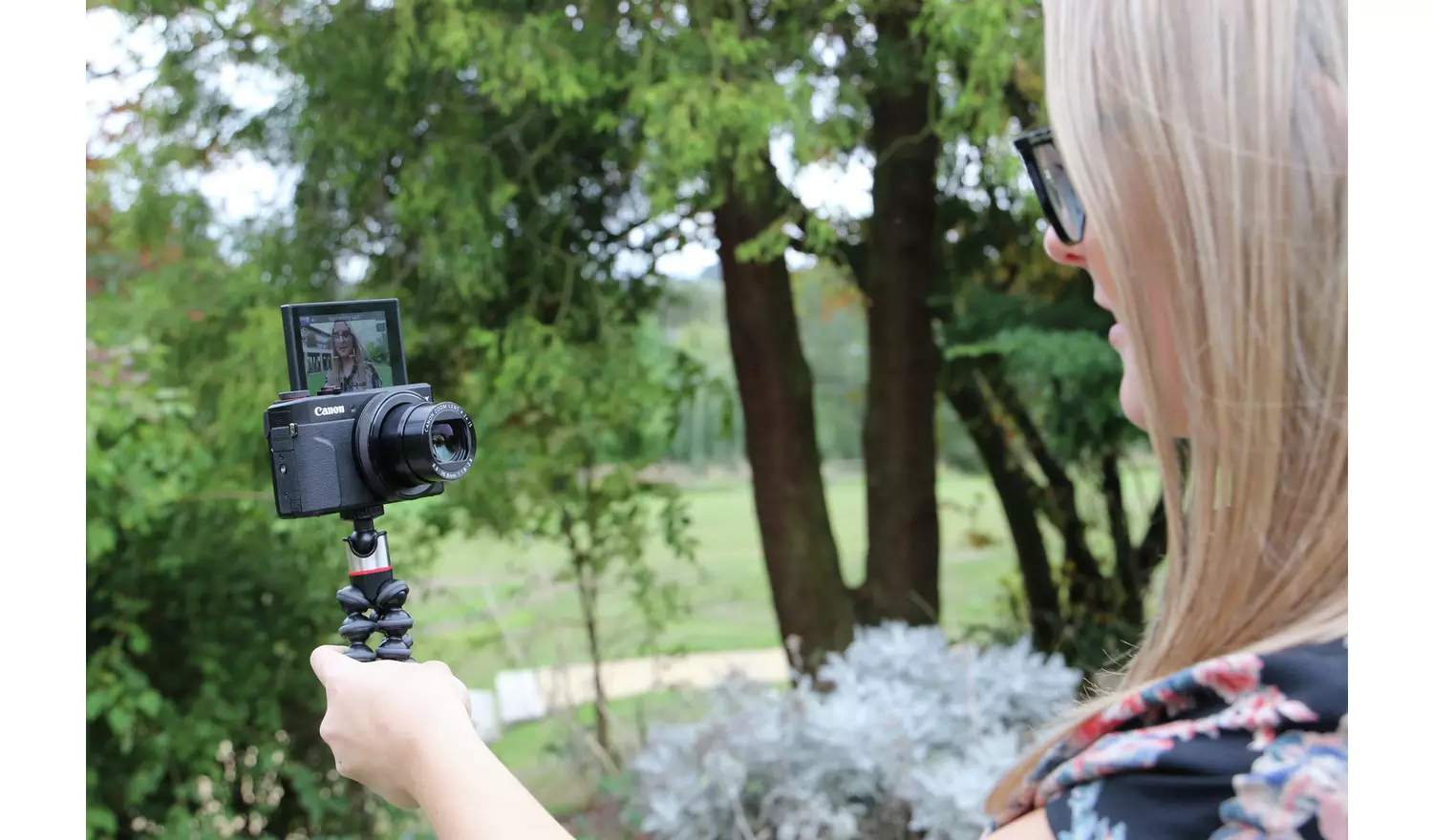 Canon PowerShot G7X Mark III Vlogger Camera Kit