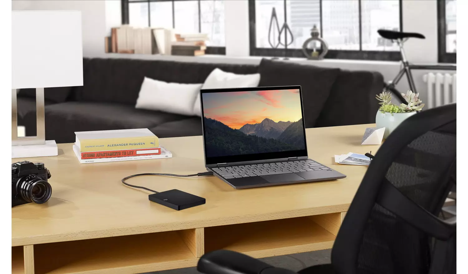 Seagate Expansion Plus 2TB Portable Hard Drive