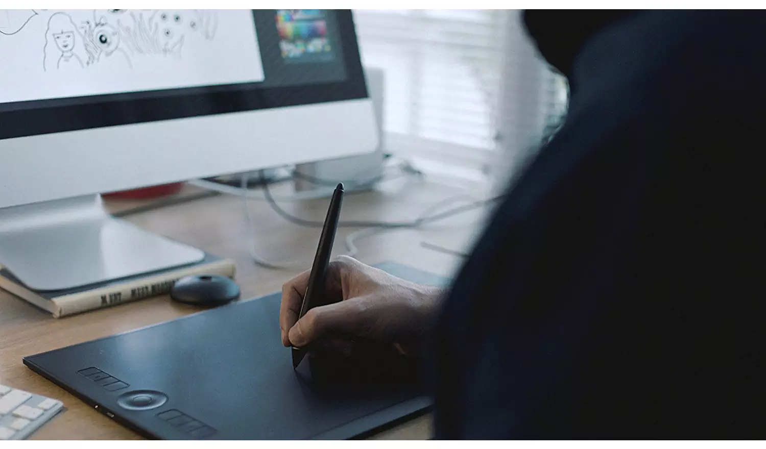 Wacom Intuos Pro Graphics Tablet - Medium