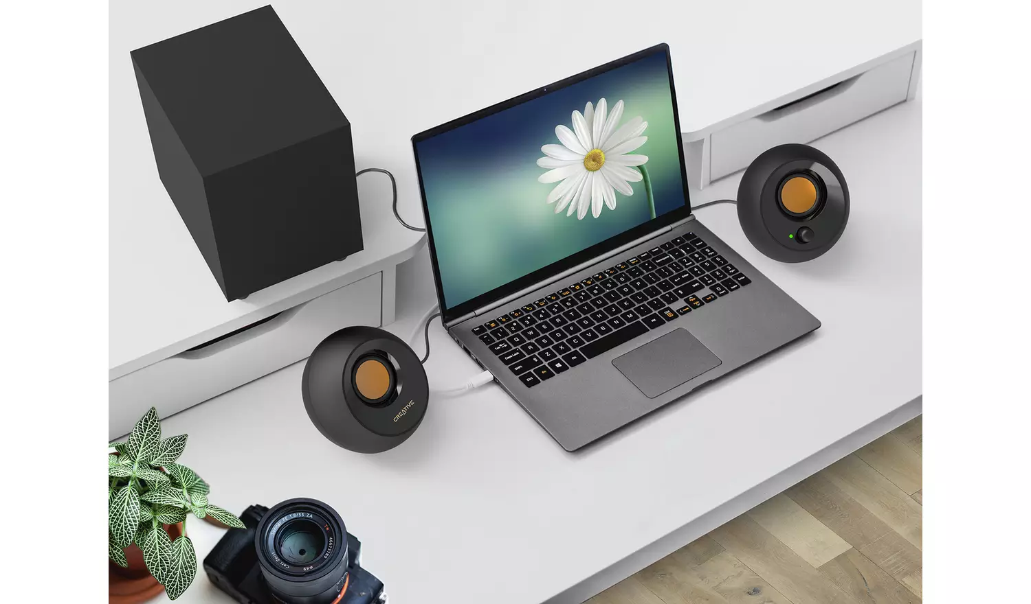 Creative Pebble Plus 2.1 USB Desktop Speakers with Subwoofer