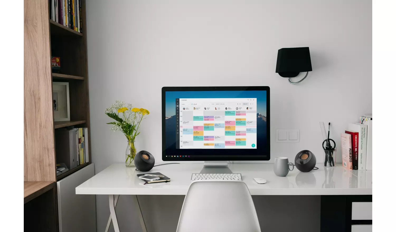 Creative Pebble v1 Modern 2.0 USB Desktop Speakers