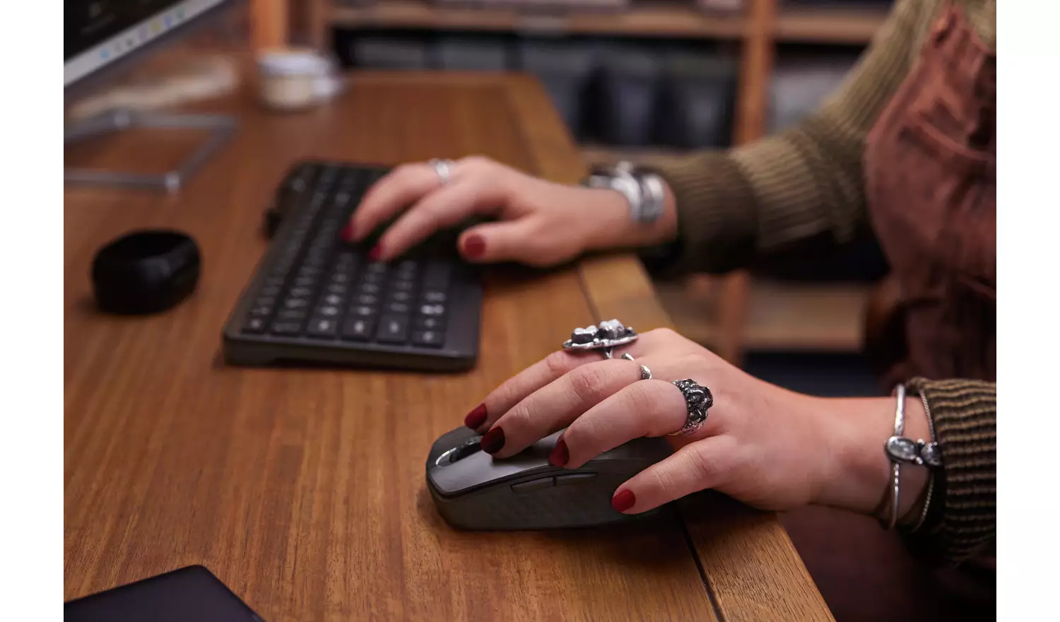 HP 460 Multi-Device Wireless Bluetooth Keyboard - Black