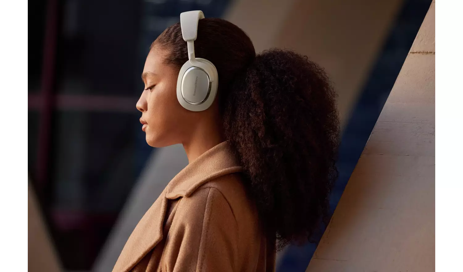 Bowers & Wilkins Px7 S3 Over-Ear Wireless Headphones – White