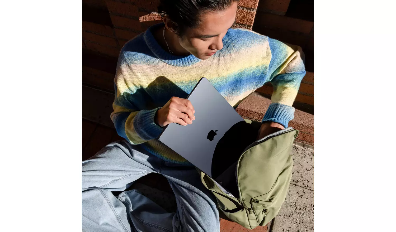 Apple MacBook Air 2024 15.3in M3 24GB 512GB - Starlight