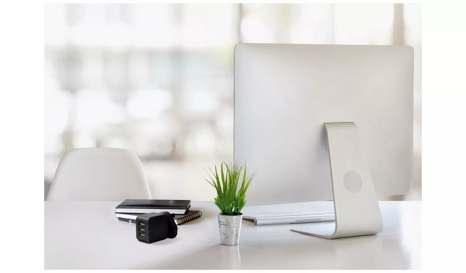 Juice USB 2.0/3.0 Triple Wall Charger - Black