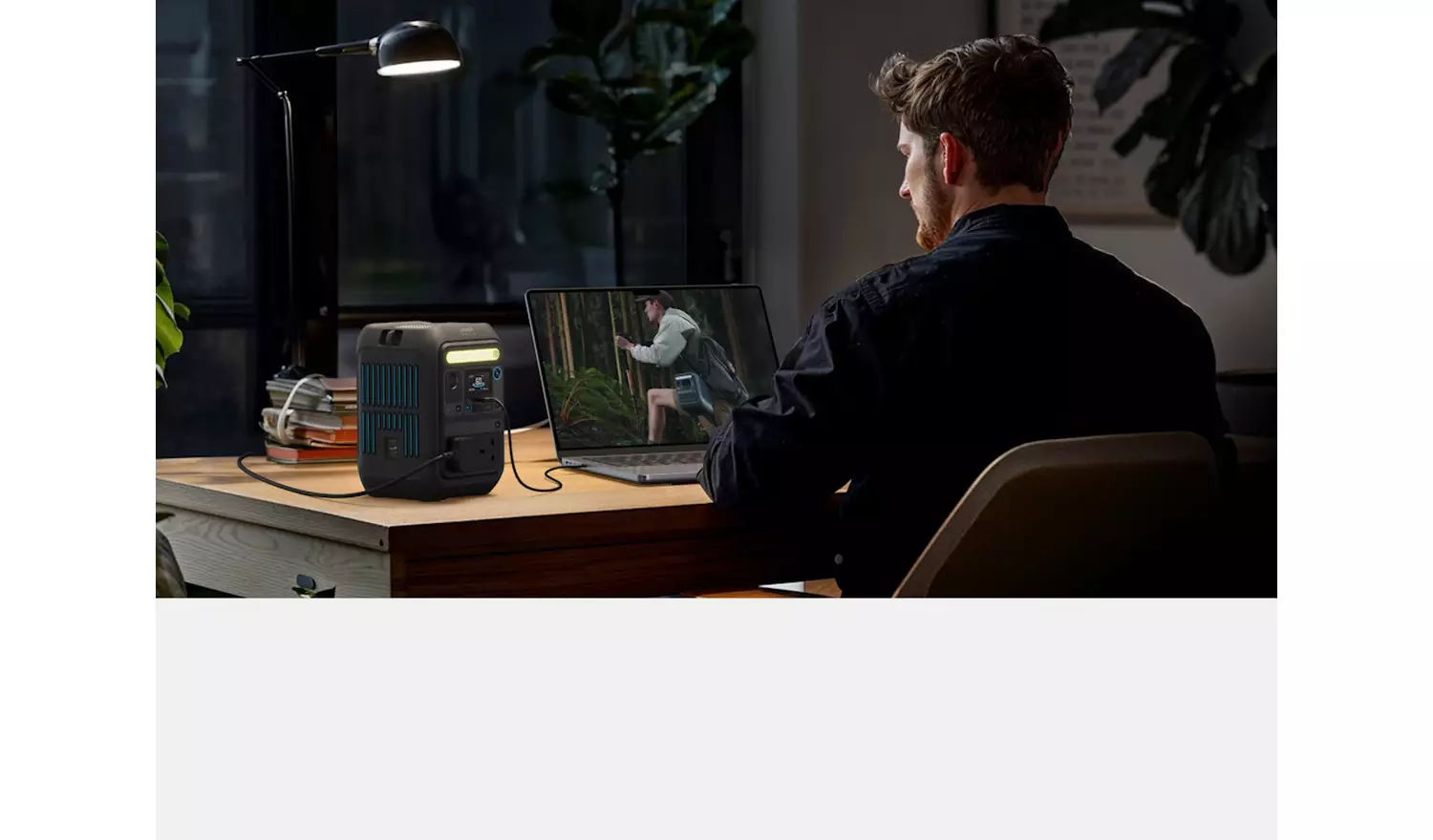 Anker SOLIX C300X Portable Power Station - 288Wh