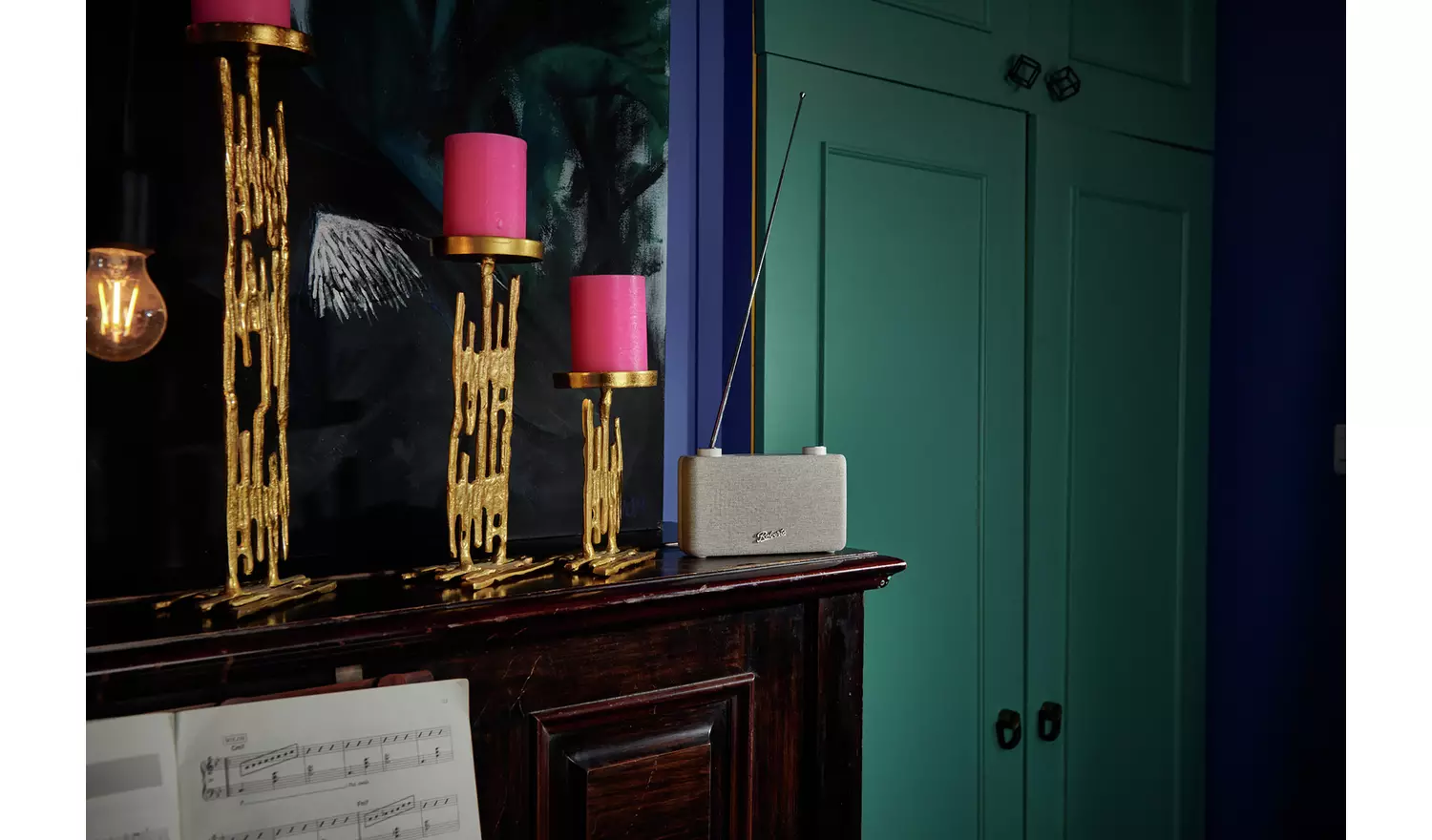 Roberts Play 11 DAB+/FM Portable Radio - White