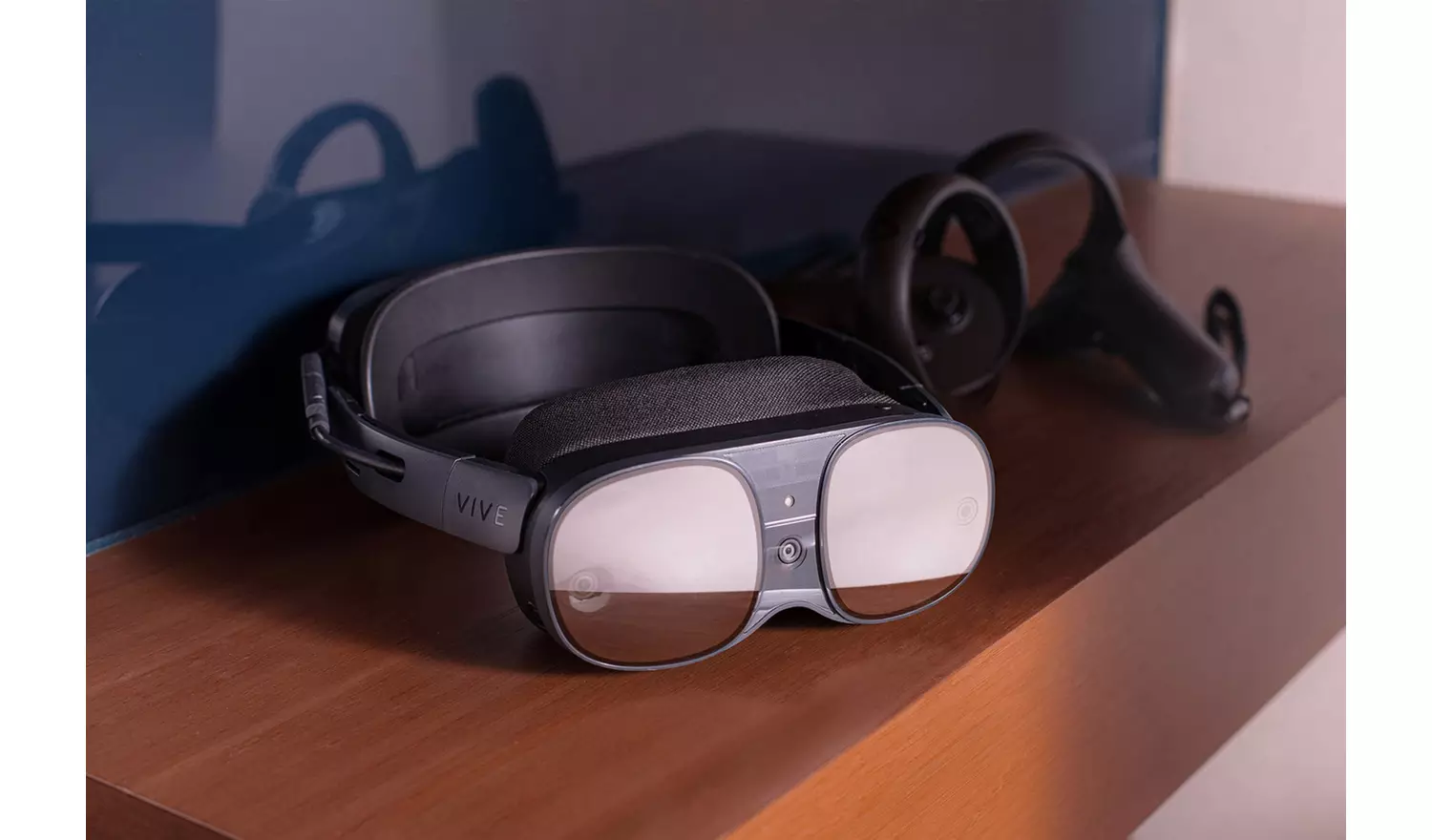 HTC VIVE XR Elite All-in-One VR Headset