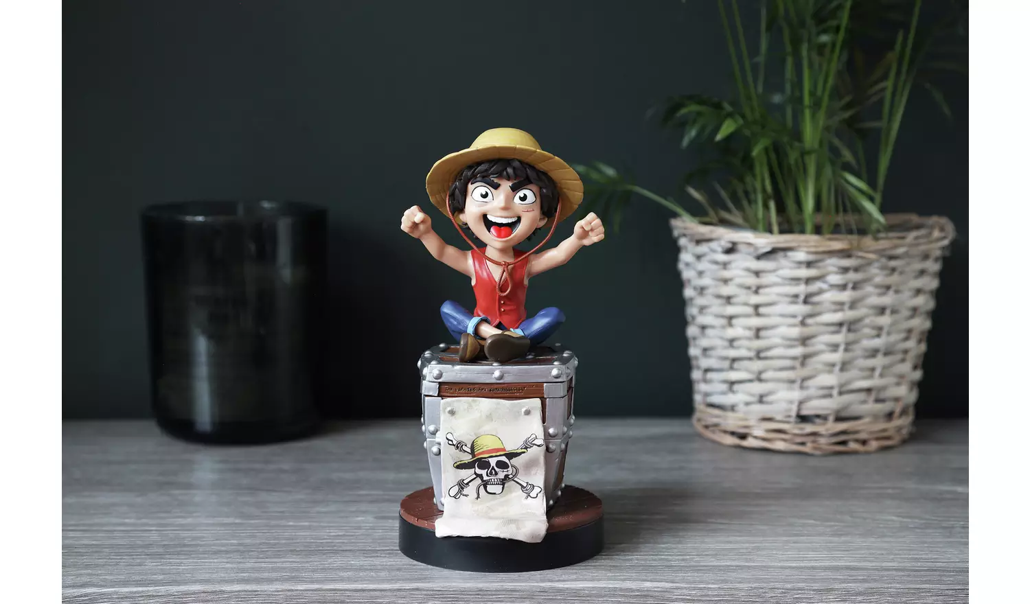 Cable Guys Phone & Controller Holder - Netflix: Luffy