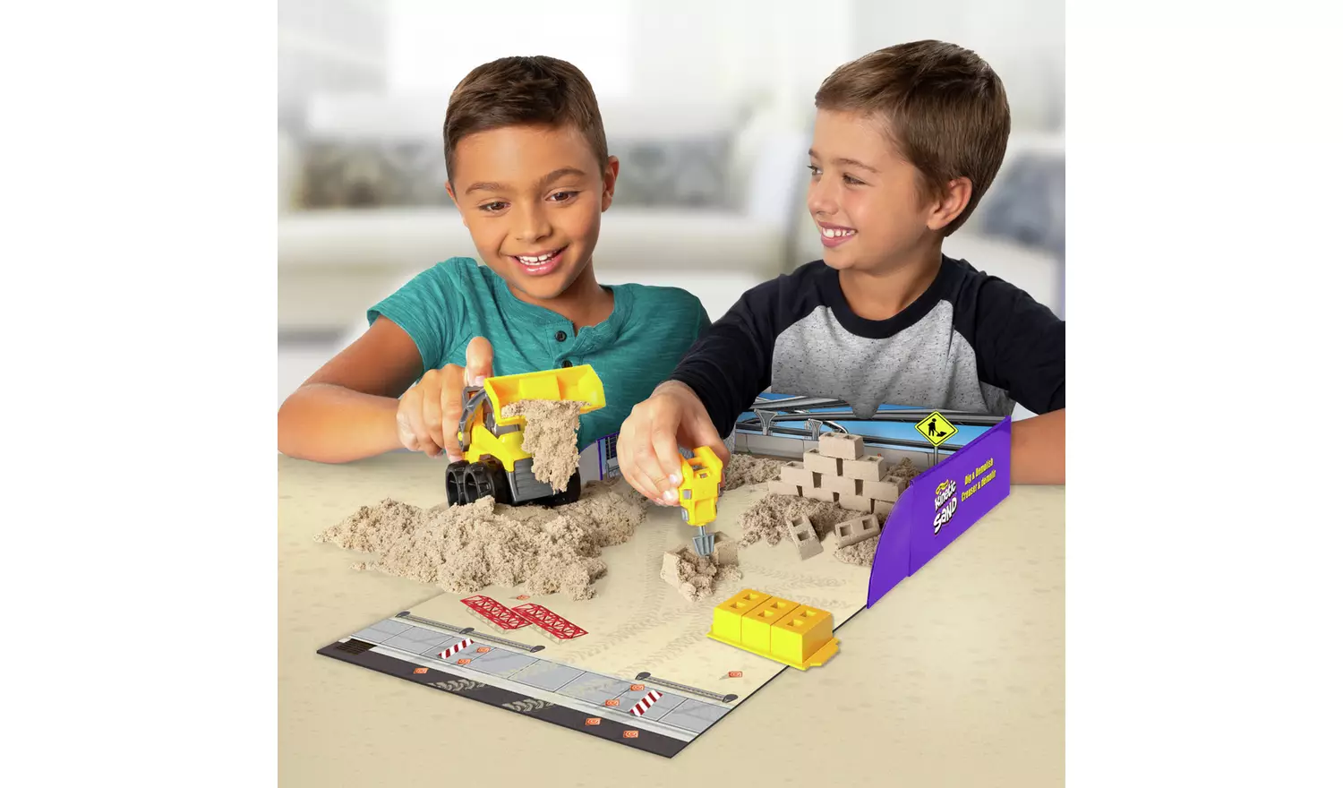 Kinetic Sand Dig and Demolish Set