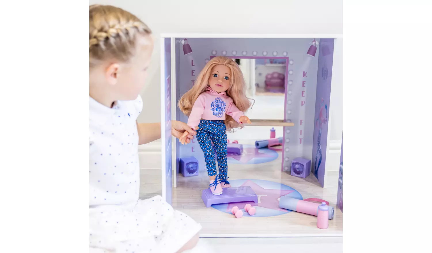 DesignaFriend Wooden Work Out Room