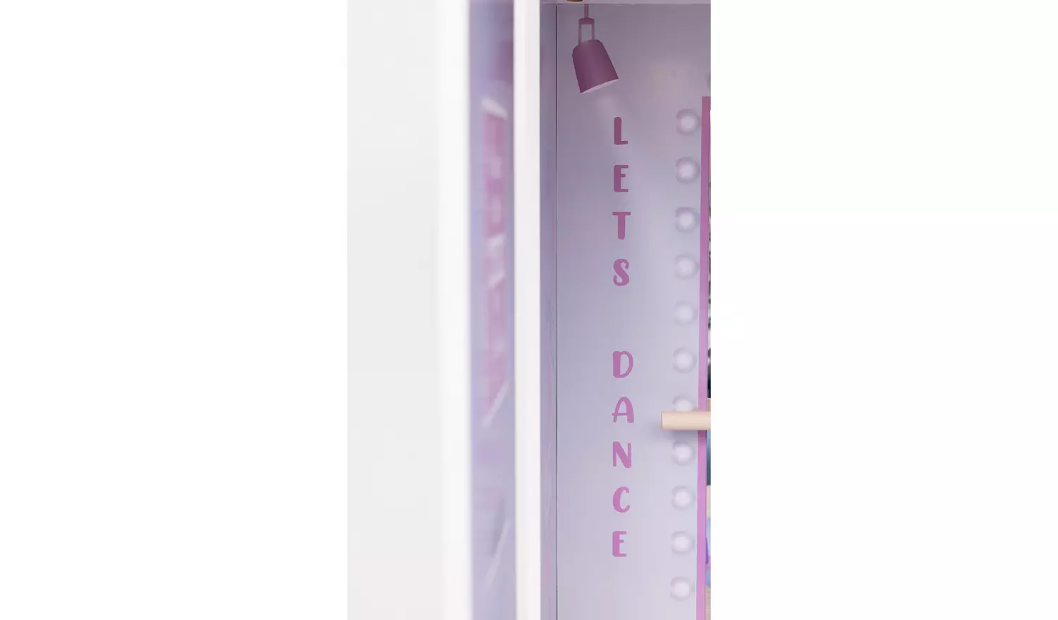 DesignaFriend Wooden Work Out Room