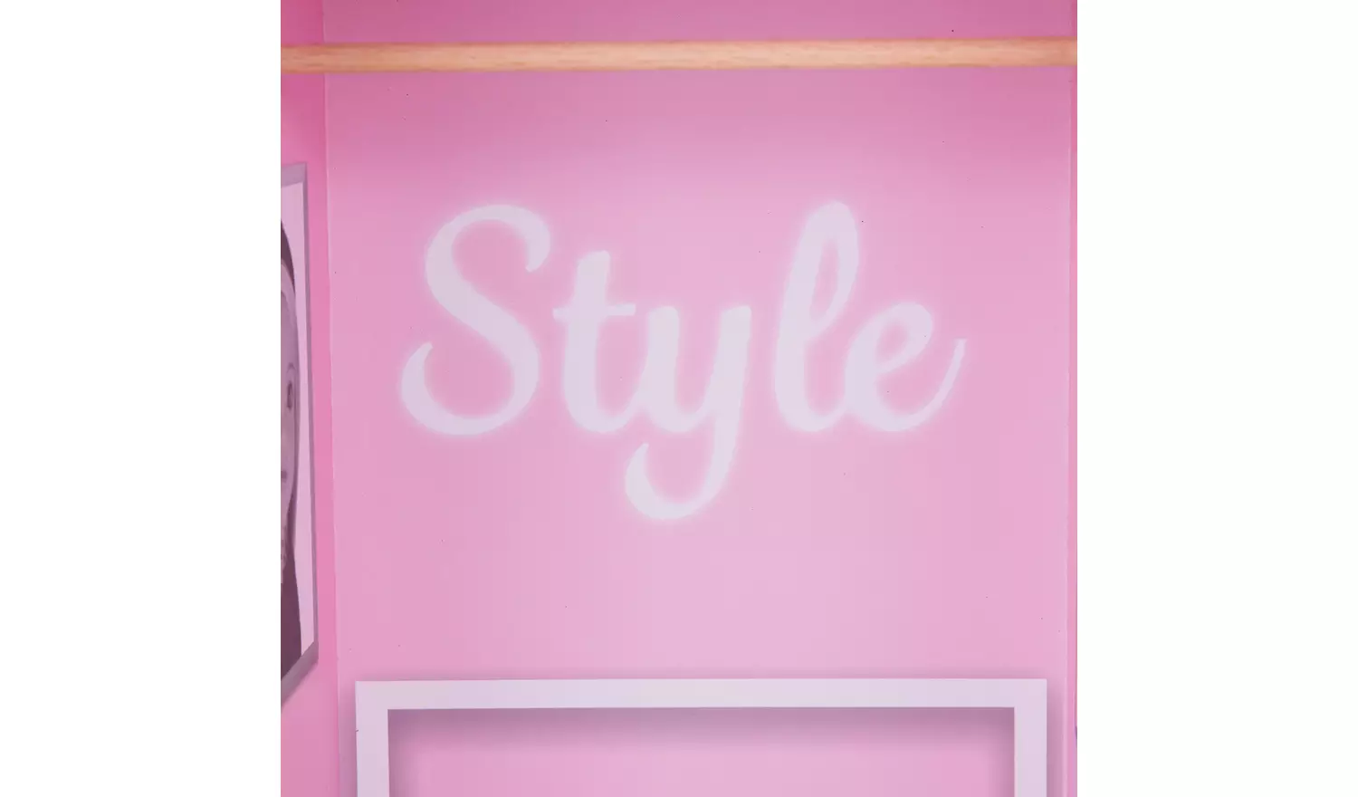 DesignaFriend Fashion Show Styling Centre