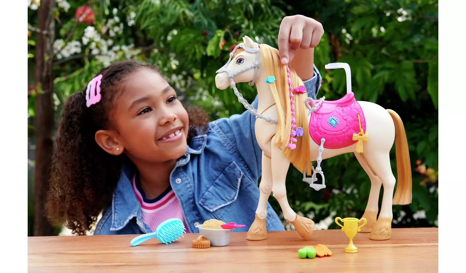 The Great Horse Chase Dance & Show Horse Toy