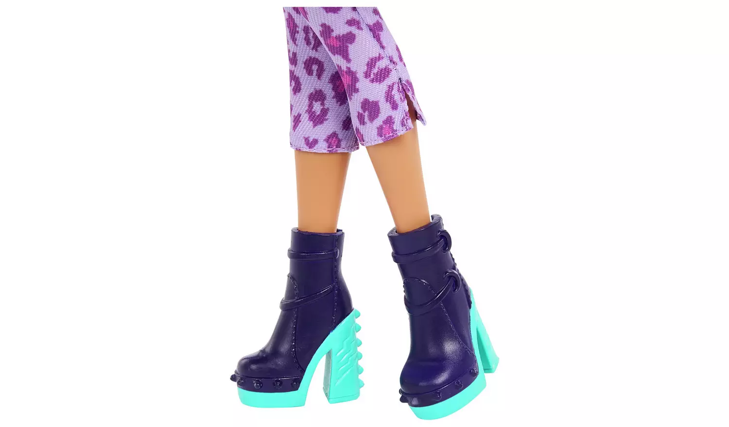 Monster High Clawdeen Wolf Fashion Doll & Accessories