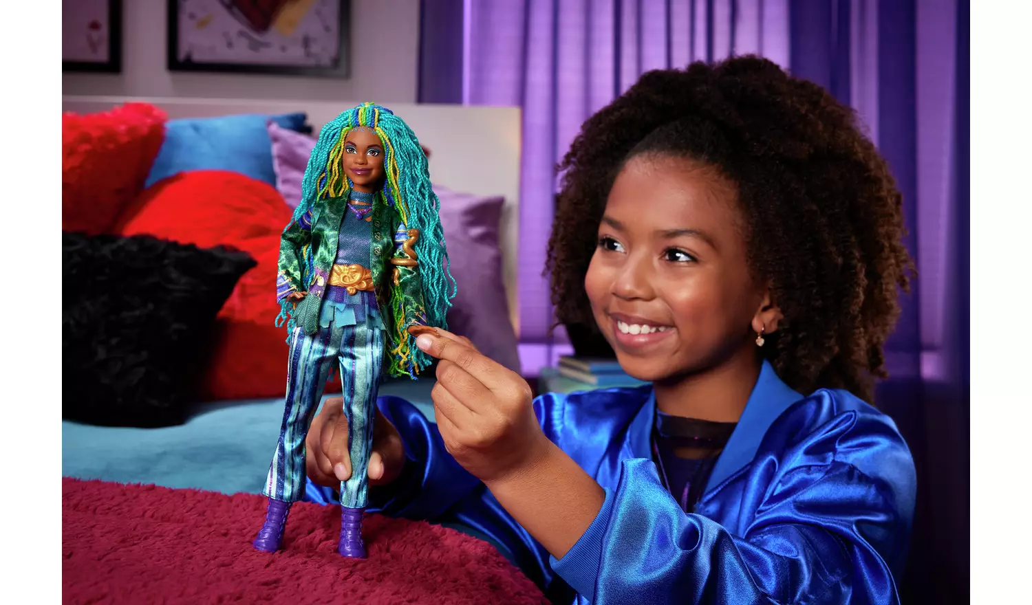 Disney Descendants: The Rise of Red, Uliana Fashion Doll
