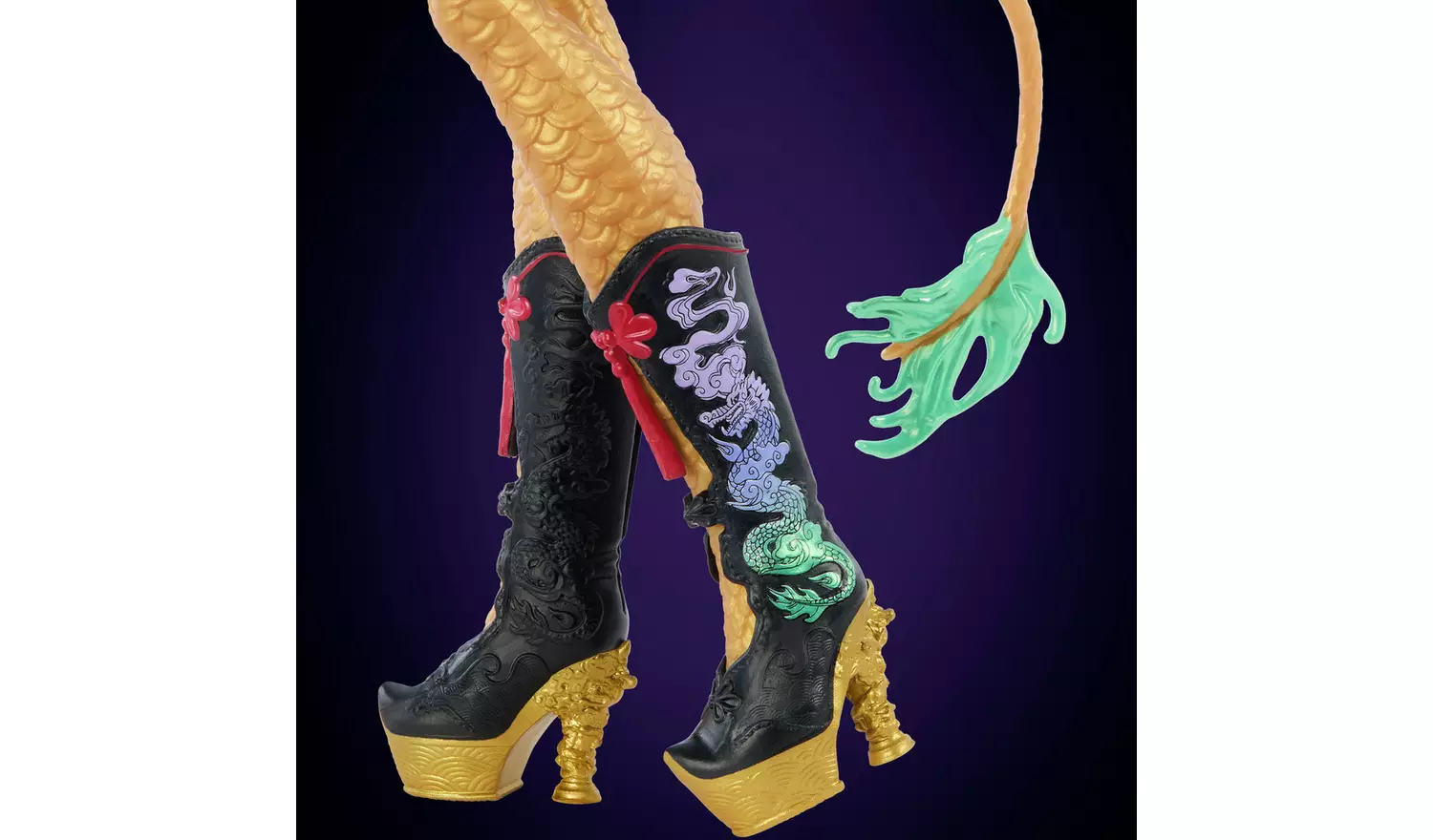 Monster High Jinafire Long Fashion Doll with Accessories