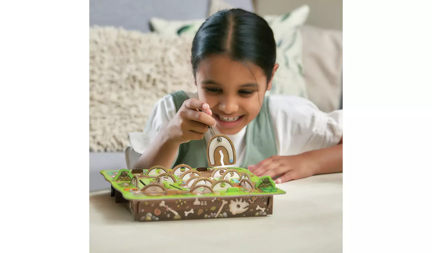 Orchard Toys Dinosaur Dig 3D Game