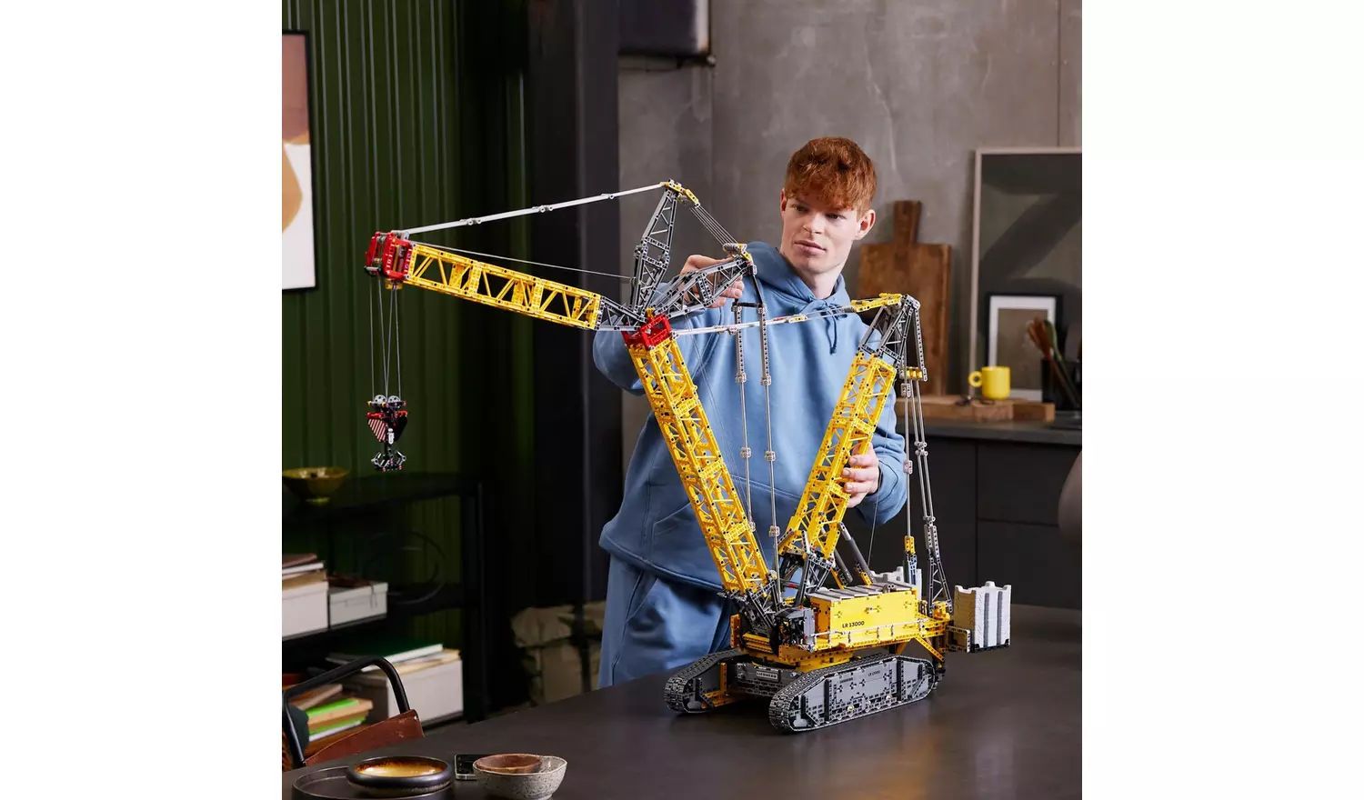 LEGO Technic Liebherr Crawler Crane LR 13000 Model Set 42146