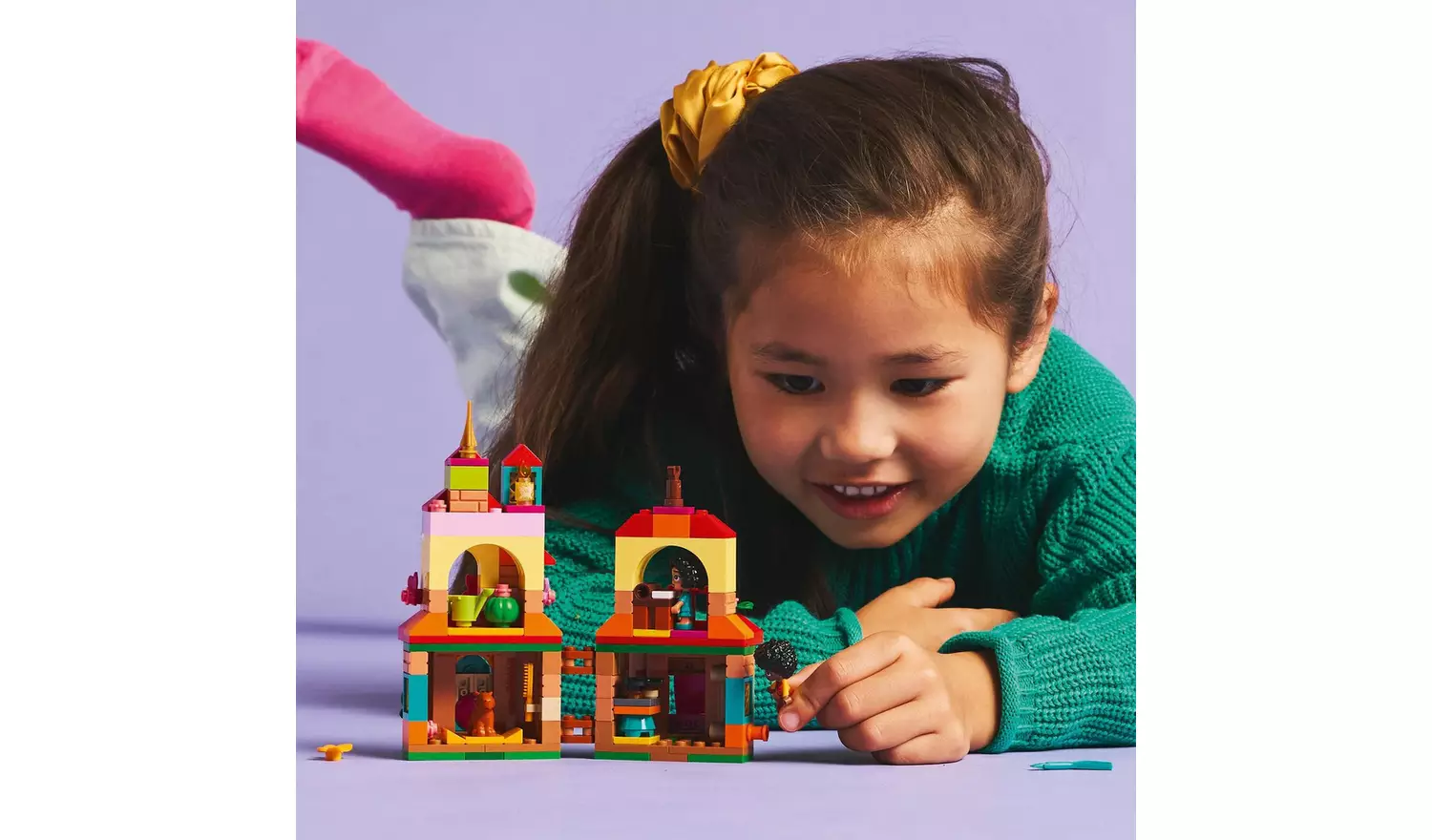 LEGO Disney Encanto Mini House Set with Minidolls 43261