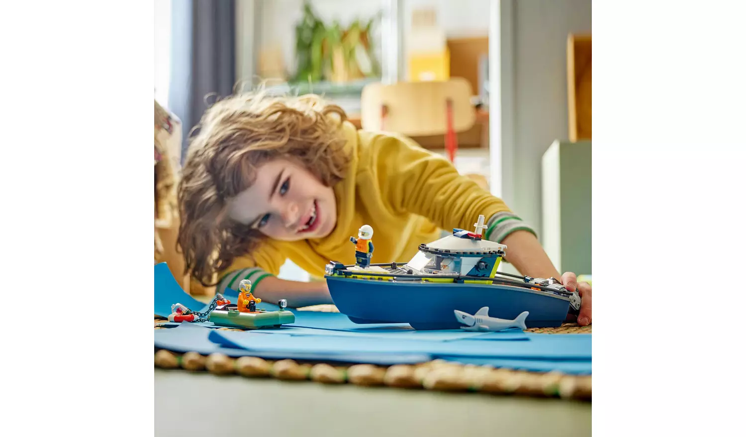 LEGO City Police Boat Chase Toy with a Speedboat 60456