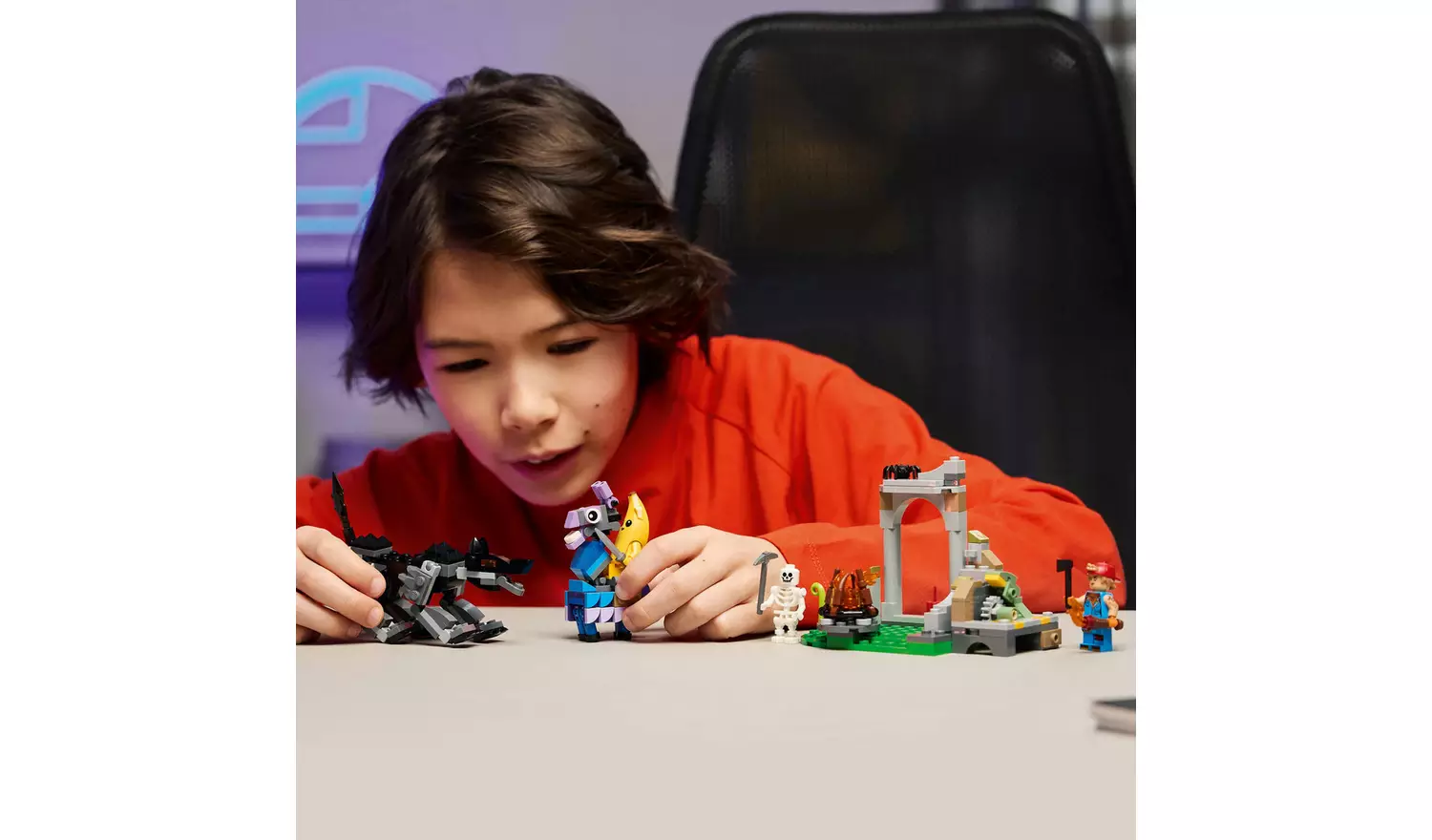 LEGO Fortnite Peely & Sparkplug's Camp, Gaming Toy 77075