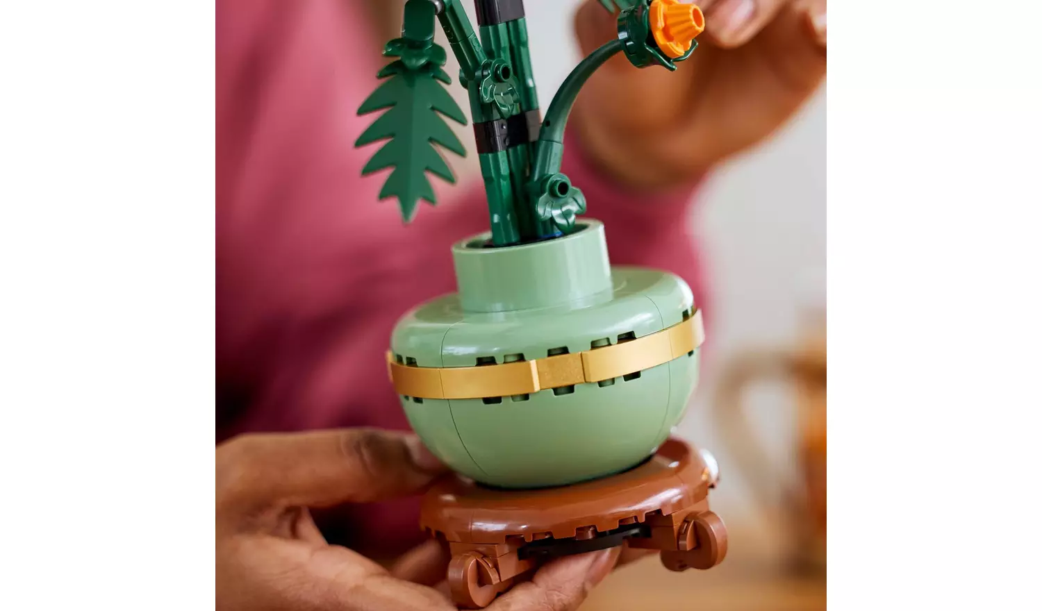 LEGO Icons Chrysanthemum Faux Flower Set for Adults 10368