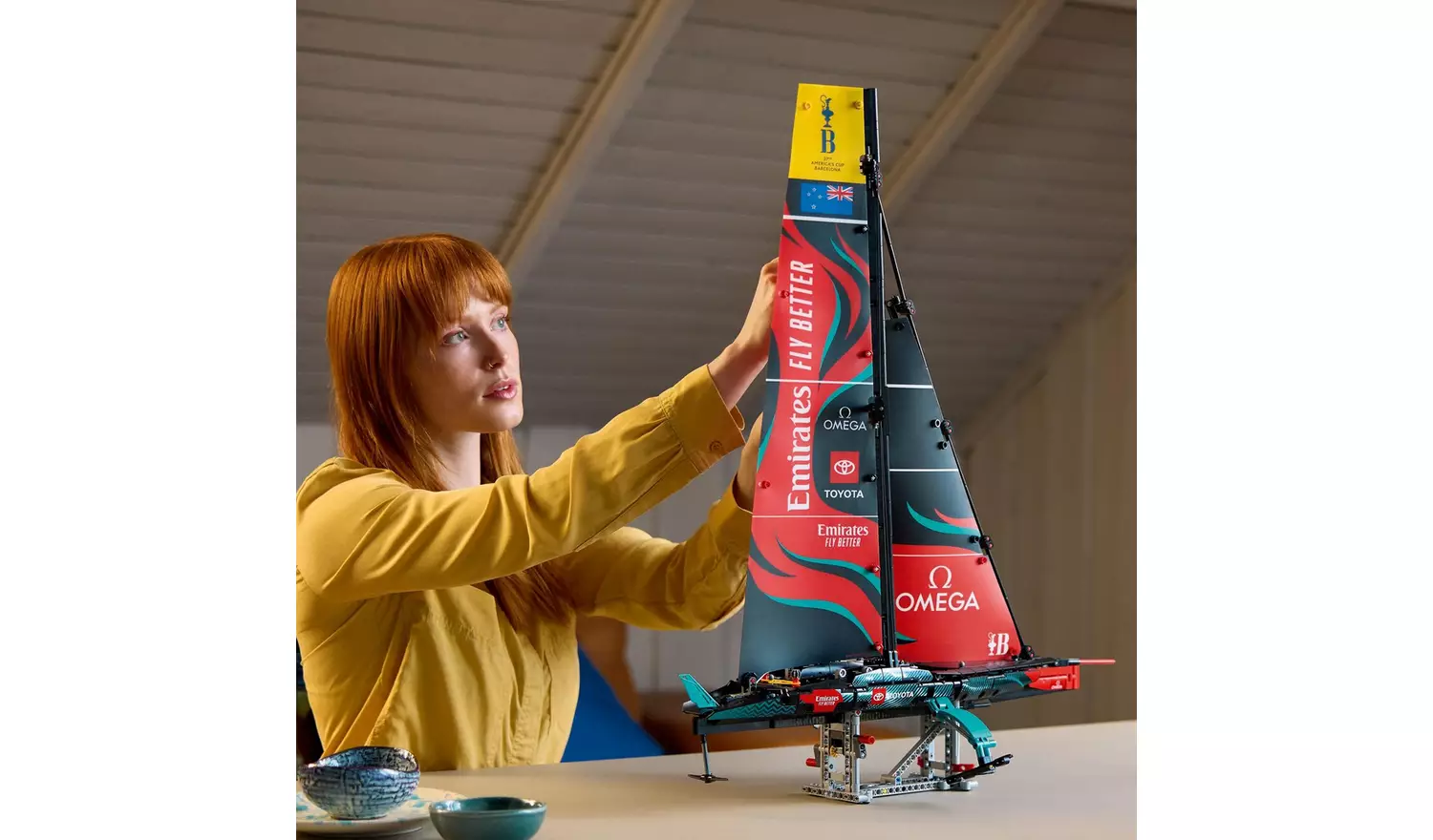LEGO Technic Emirates Team New Zealand AC75 Yacht Set 42174