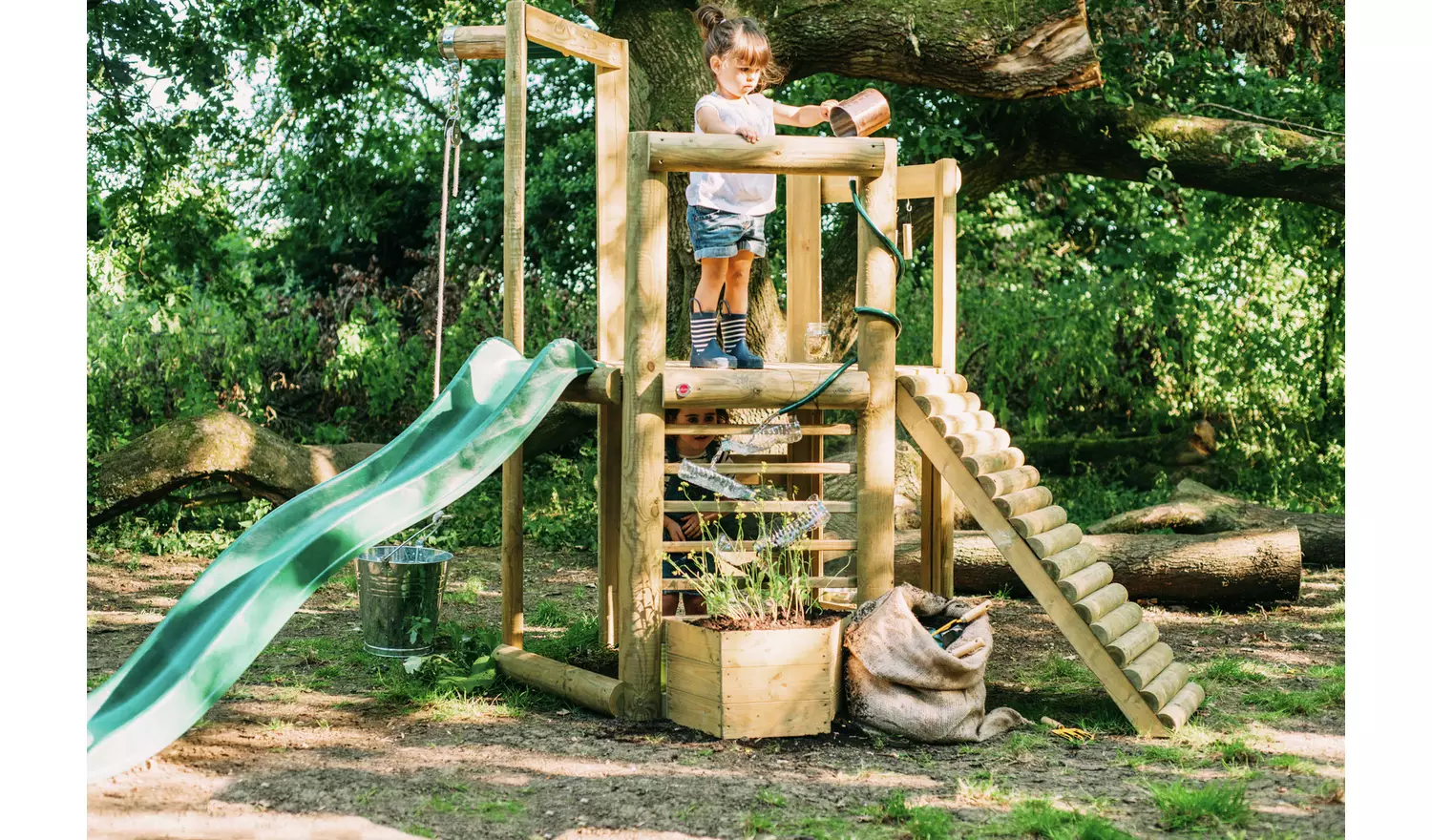 Plum Discovery Woodland children Treehouse