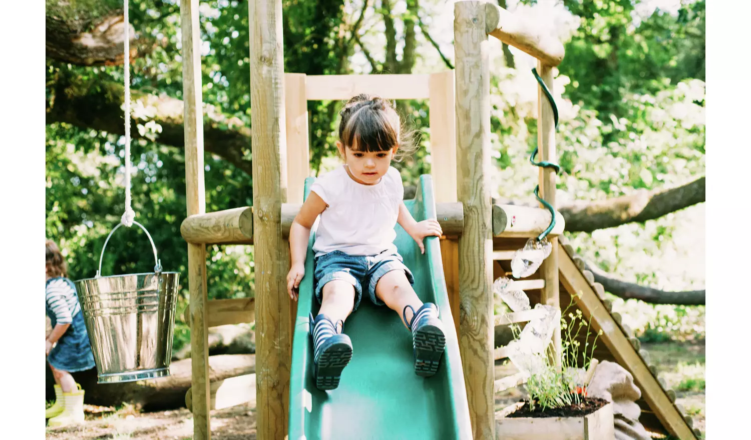 Plum Discovery Woodland children Treehouse