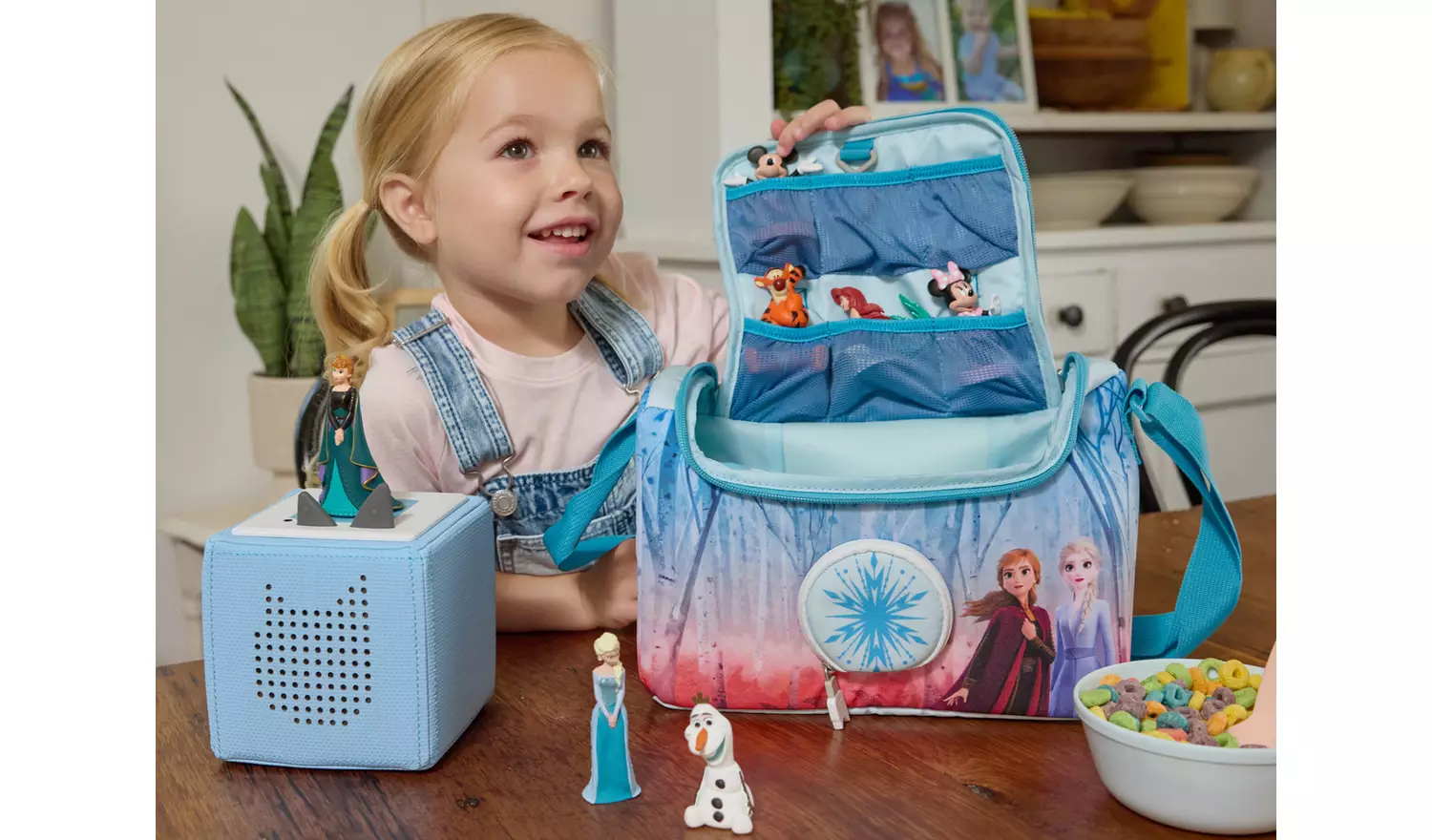 tonies Disney Frozen Listen and Play Bag