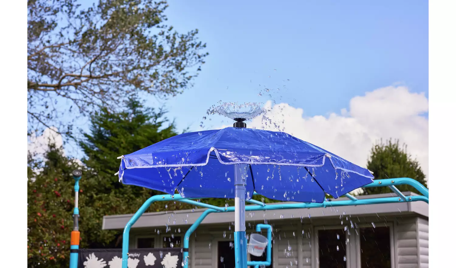 Plum Water Park Umbrella Fountain