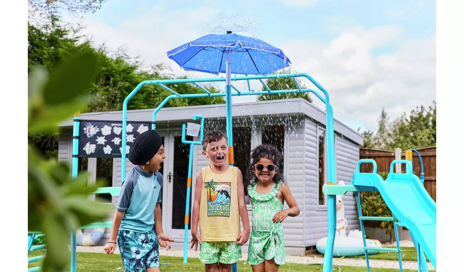 Plum Water Park Umbrella Fountain