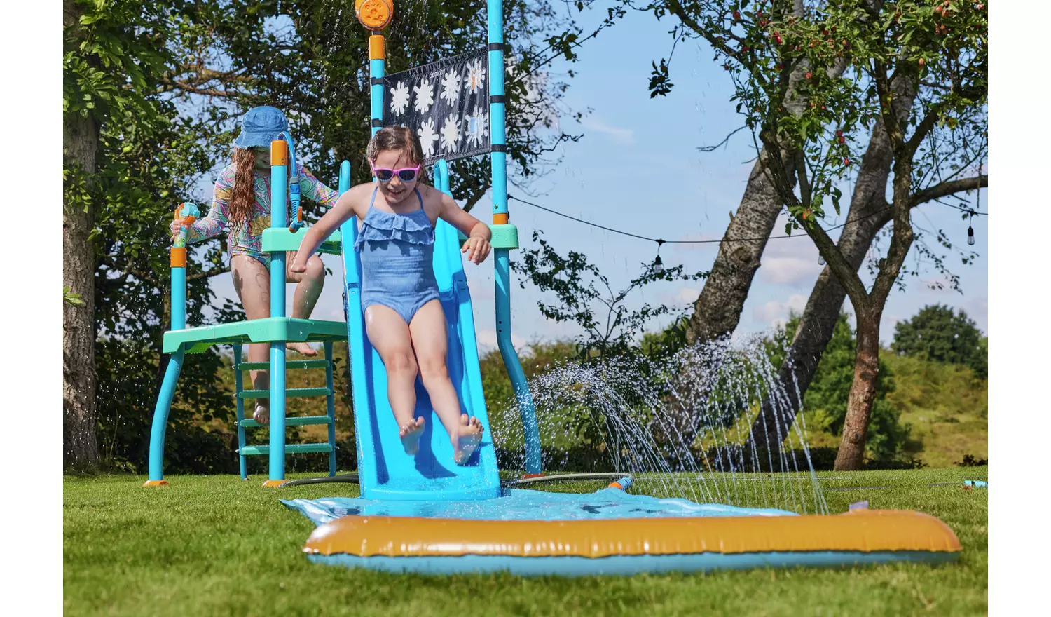 Plum Water Park Shower Tower