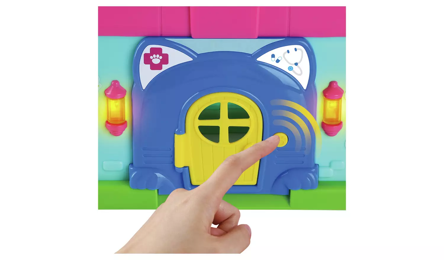 Chad Valley Vet Clinic – 16 Piece Playset