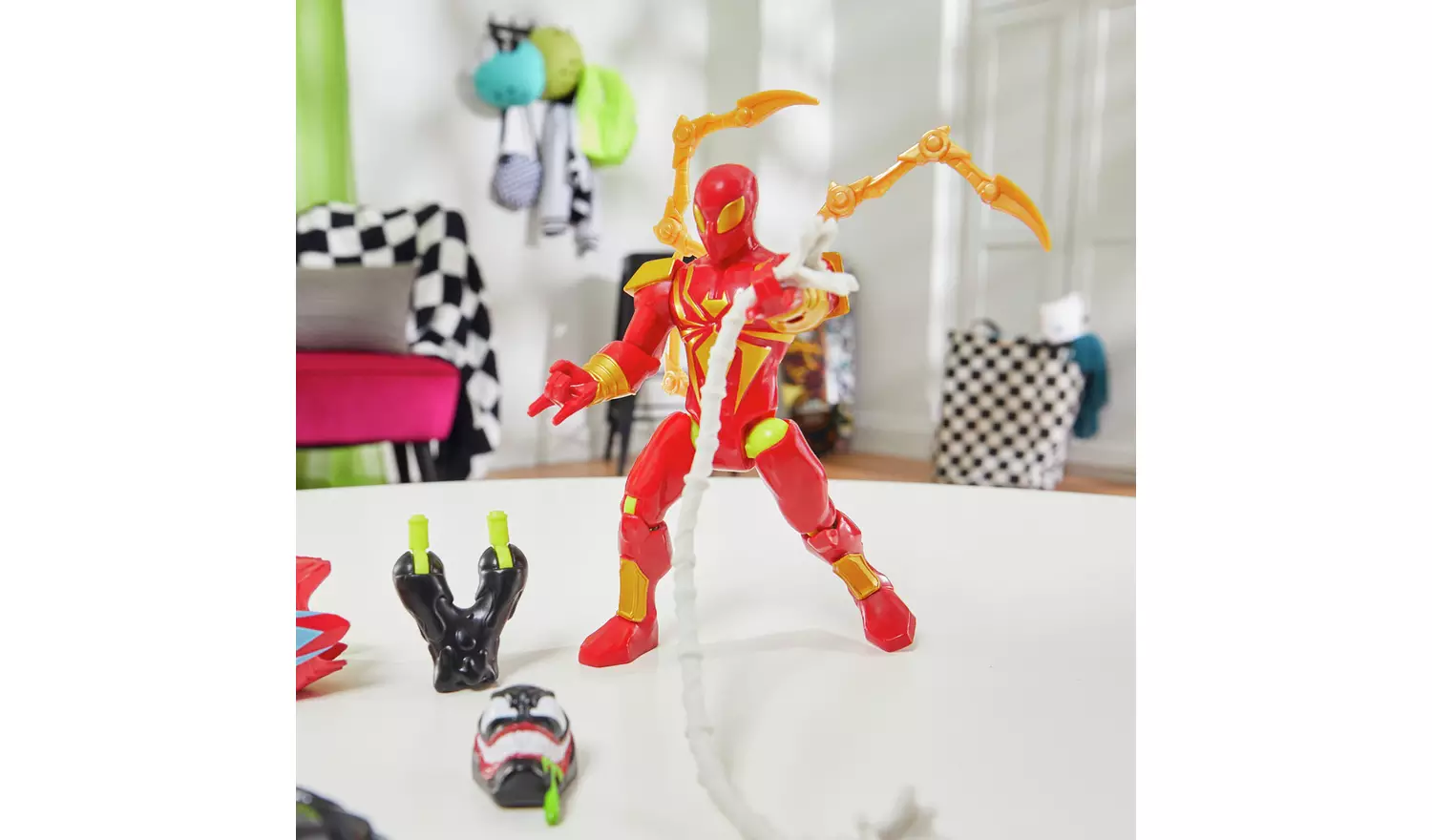 Mixmashers Marvel Iron Spider Figure