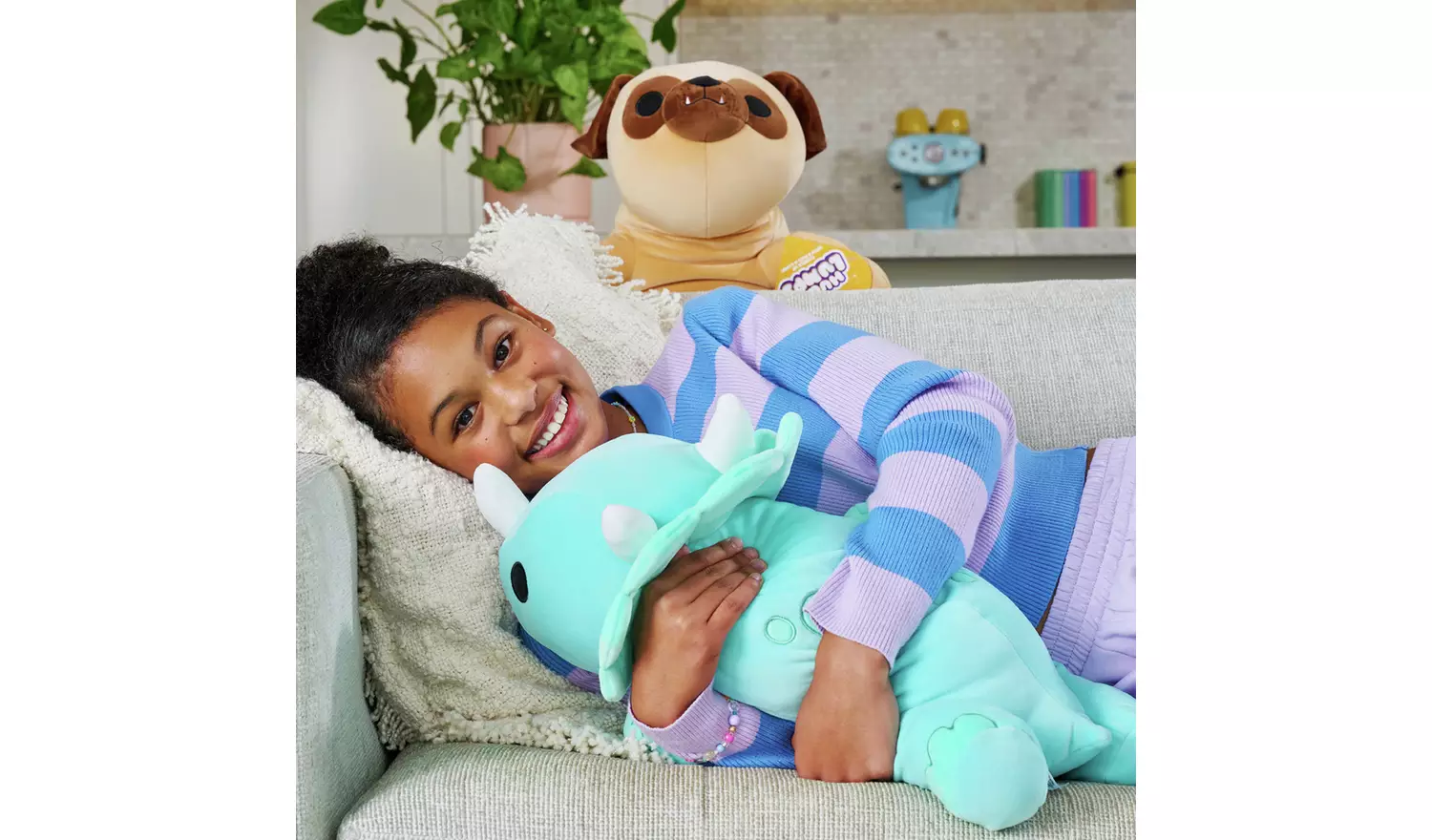 Zuru Hug-A-Lumps Olly Pug Plush