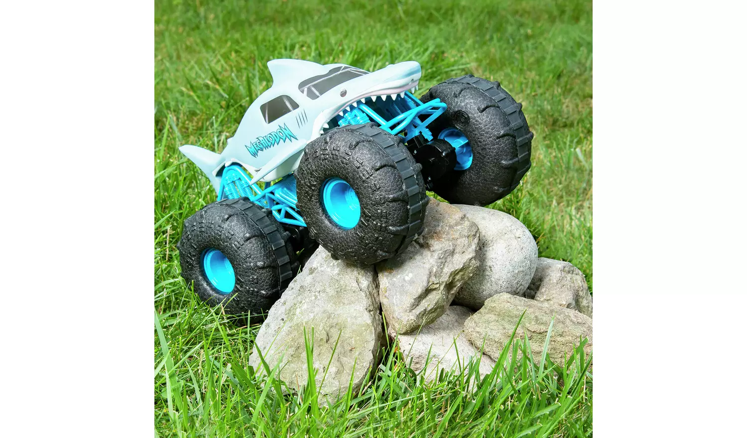 Monster Jam Megalodon Storm 1:15 Radio Controlled Truck