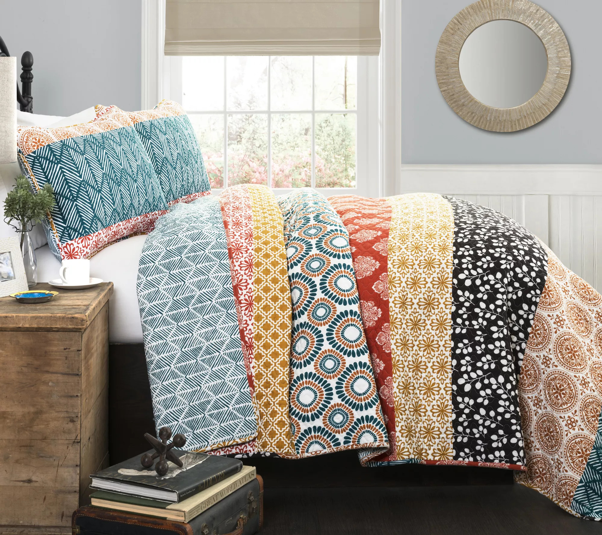 Bohemian Stripe 3-Piece King Quilt Set by Lushecor