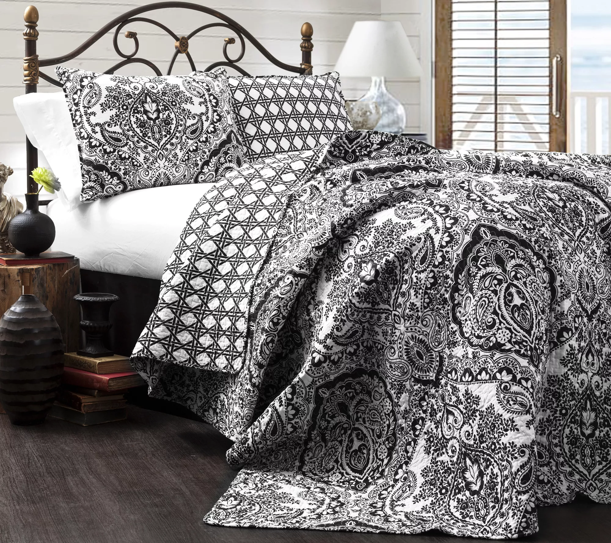 Aubree 3-Piece Full/Queen Quilt Set by Lush Decor